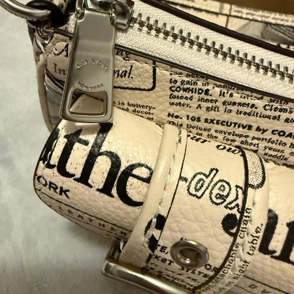 COACH Ashton Beige Shoulder Bag - Picture 8 of 10